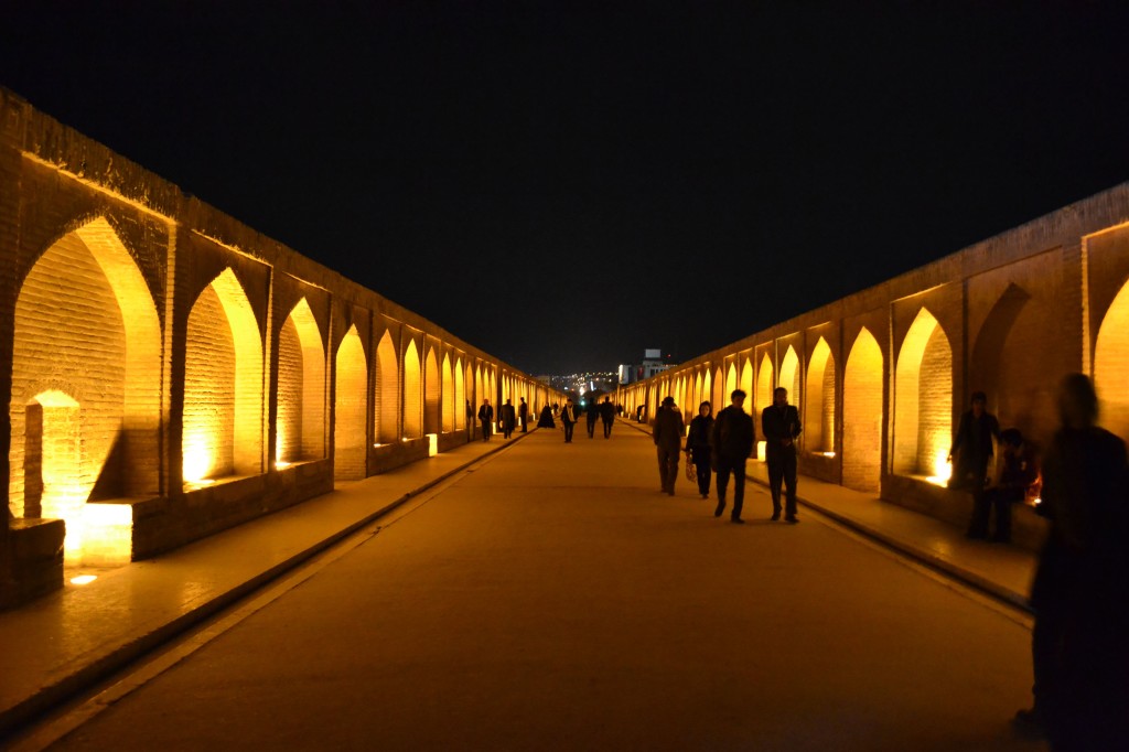 esfahan bridge