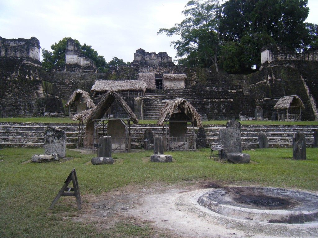 Tikal acropoli