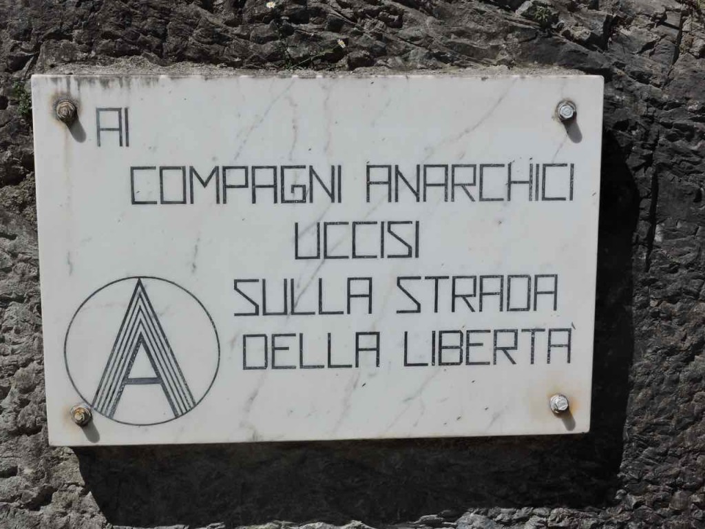 colonnata-anarchici