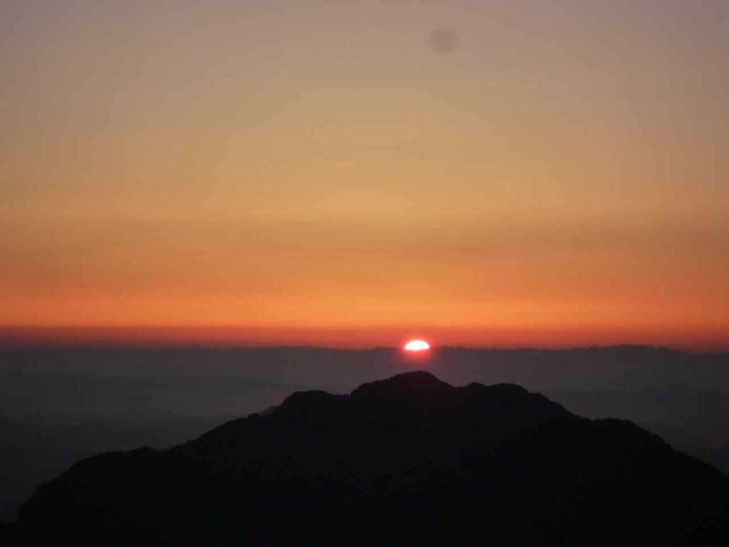 L'alba vista dalla cima del Sinai