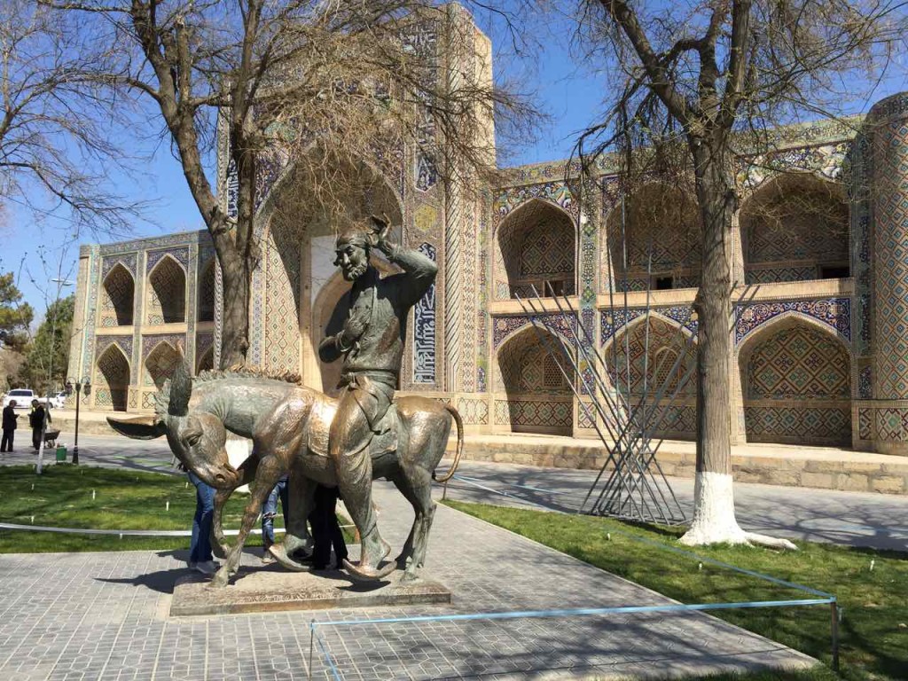 Bukhara cosa vedere - Il parco di Lyaby Huaz