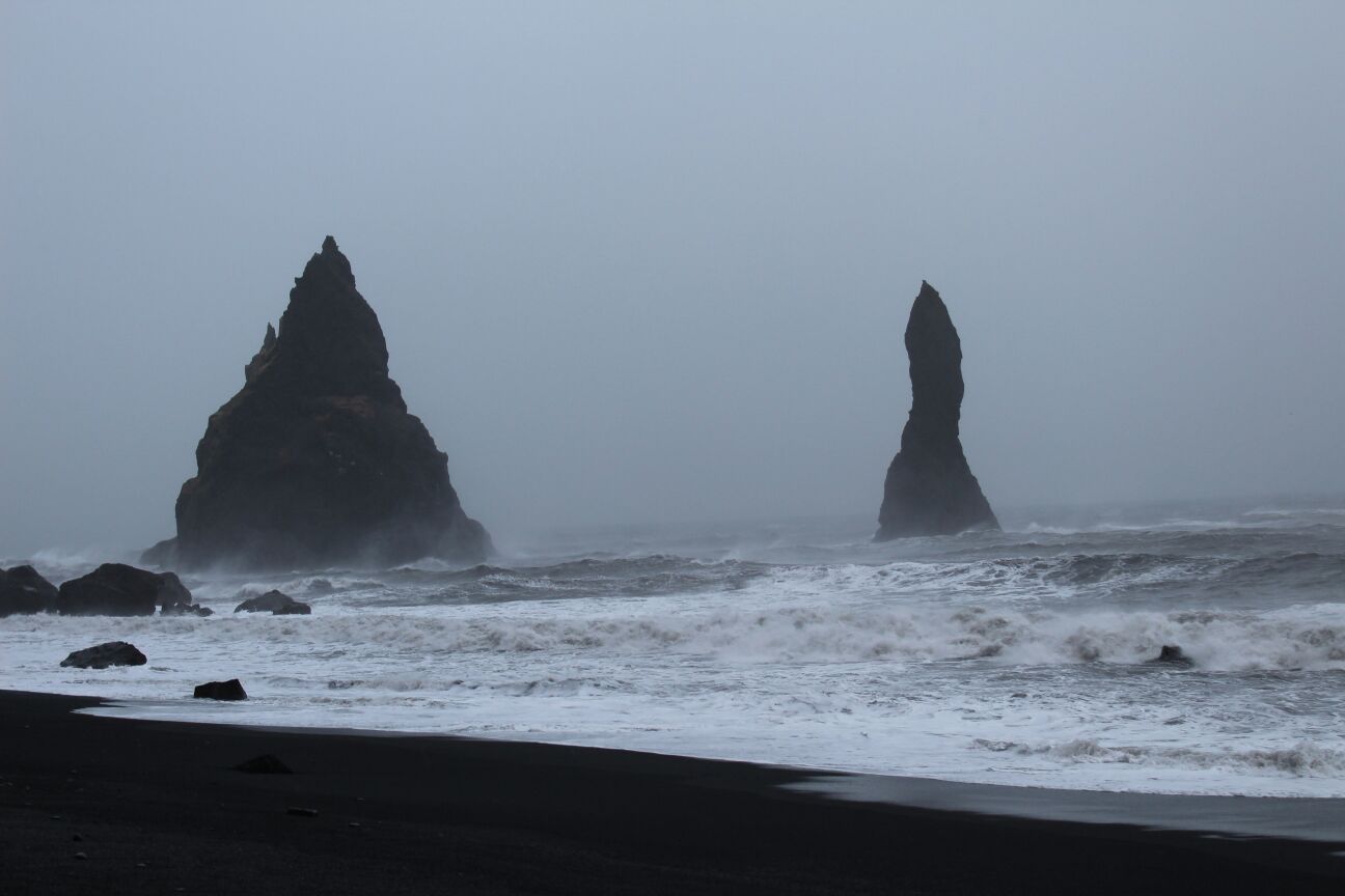 La spiaggia nera di Reynisfjara